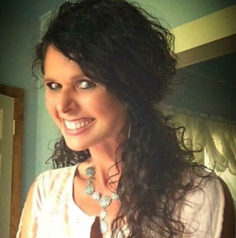 Meet your Posher, Vanecia